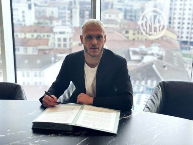 1640302973408004351.jpg 3c2add9d-7954-4bff-a301-c9c789948470.jpg